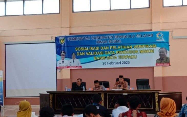  Sosialisasi dan Pelatihan Verifikasi dan Validasi Data Penduduk Miskin