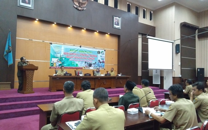 Bupati Rijanto saat memberikan sambutan dihadapan peserta Rakor