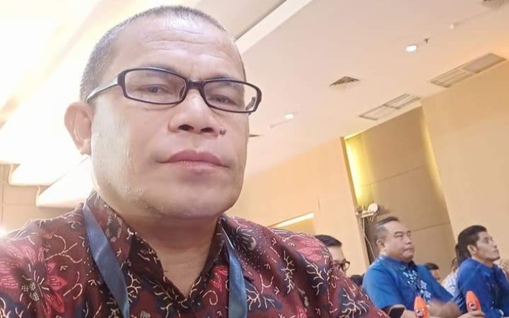 Kepala BKPSDM SBB Maluku Manan Tuarita