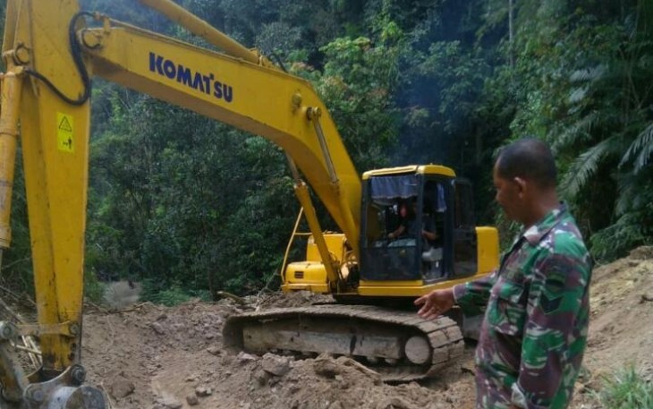 Pengerjaan pembukaan Jalan di Nagori Sinasih Masih Berlangsung