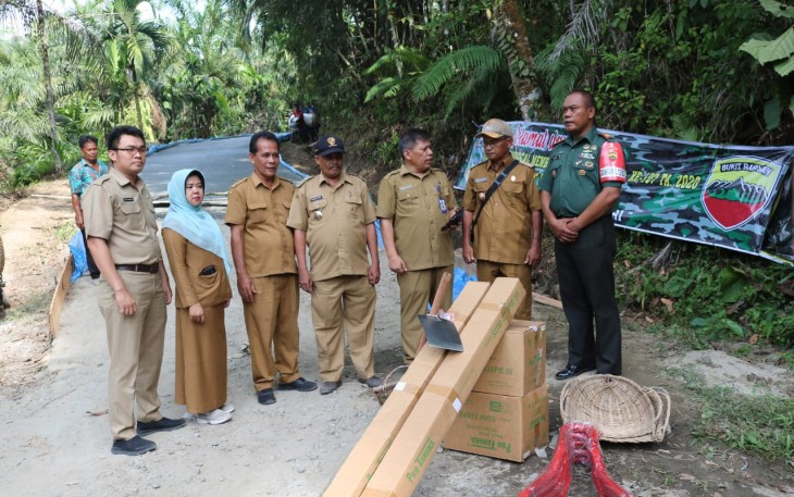 Dinas Pemberdayaan Desa Provinsi Sumut Sangat Bangga dengan Kodim 0207/SML