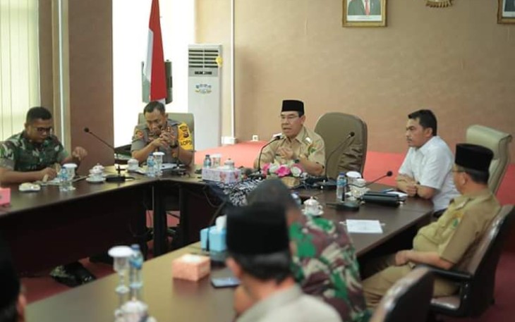 Bupati Rejang Lebong Ahmad Hijazi Pimpin Rapat Koordinasi Penanganan Covid-19 