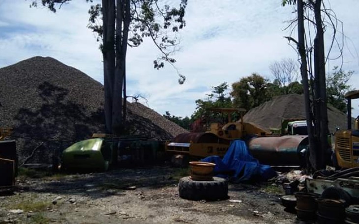 Batu Pecah di Kecamatan Taniwel