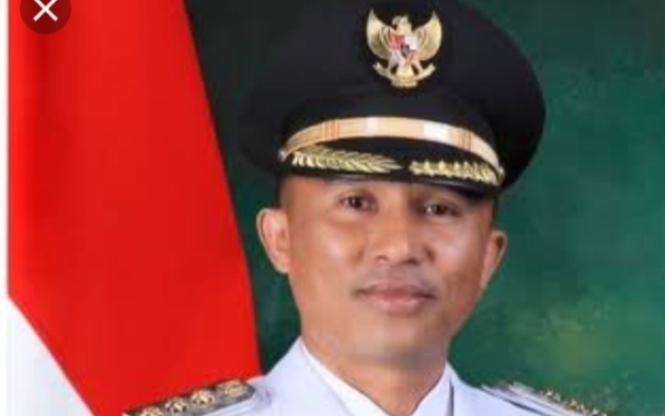 Bupati Lampung Barat Parosil Mabsus