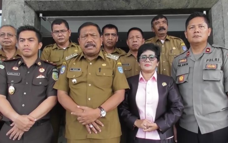 Bupati Bengkulu Utara Melakukan Konferensi Pers Usai Melakukan Rapat Terbatas 