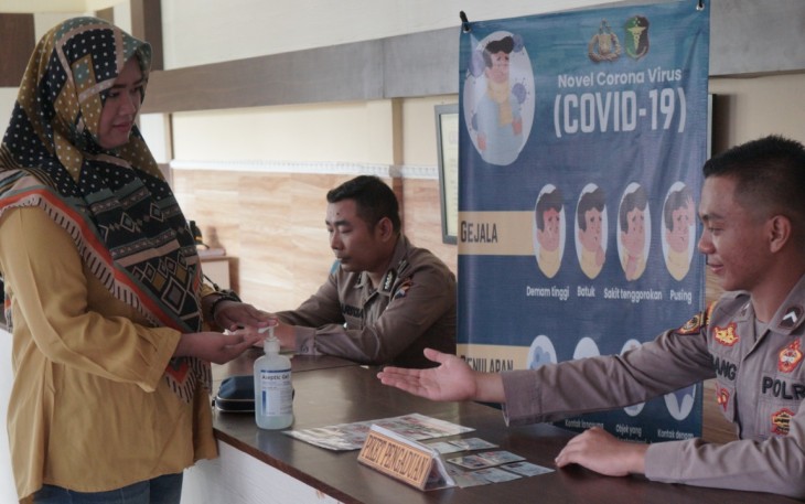 Ruang Pelayanan Polres Batang Sediakan Cairan Antiseptik Pembersih Tangan