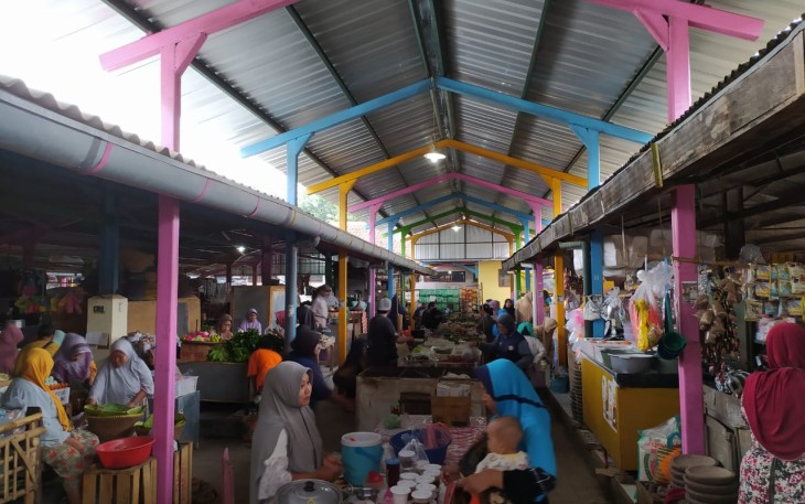Pasar Tradisional Kabupaten Tegal Tetap Berjalan Normal 