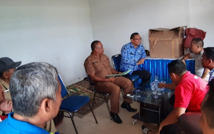 Kadispora Labuhanbatu H. Syahrizal Hasibuan SE dan Kabid Olahraga Ulfian Hamdani S.Pd