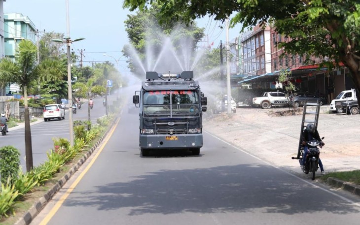 Penyemprotan Cairan Disinfektan Dilakukan Secara Masif di Wilayah Kota Tanjungpinang