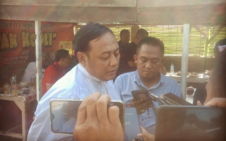 Wali Kota Tegal Dedy Yon Supriyono SE.MM saat diwawancarai