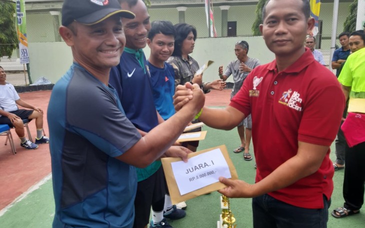Penyerahan hadiah