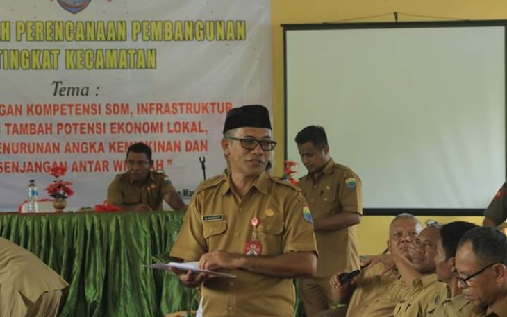 Kadis Pendidikan dan Kebudayaan kabupaten Seram Bagian Barat Masudin Sangaji
