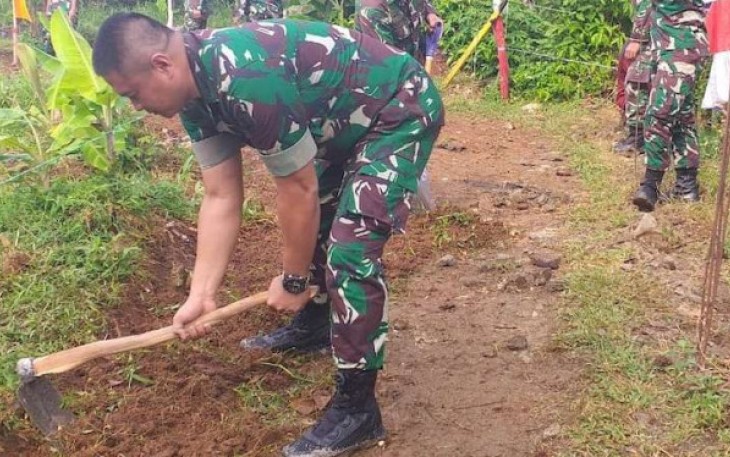  program TNI Manunggal Masuk Desa (TMMD)