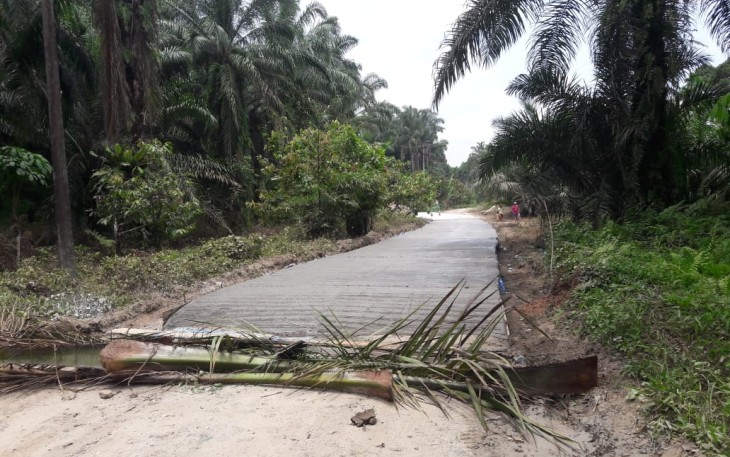 Pengecoran Jalan Sepanjang 1500 Meter di Nagori Puli Buah Rampung