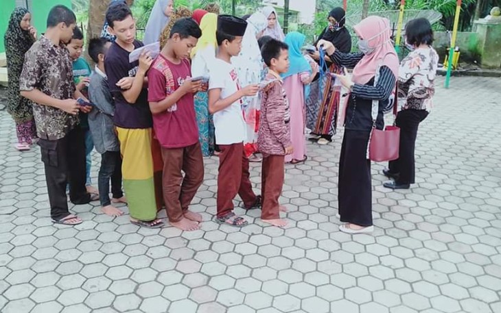 Dharma Wanita Diskominfo Labuhanbatu Baksos ke Panti Asuhan Al Arif