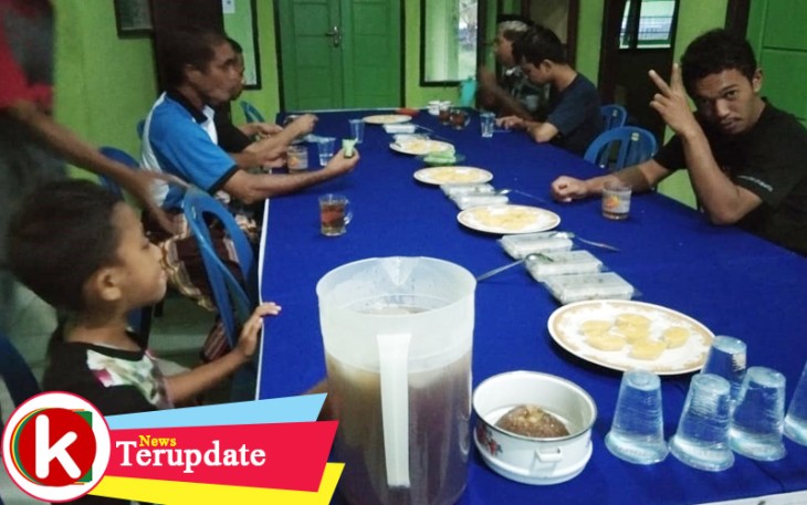 ODP Asal Negeri Luhu Buka Puasa dan Shalat Tarawih Berjamaah di Ruang Isolasi