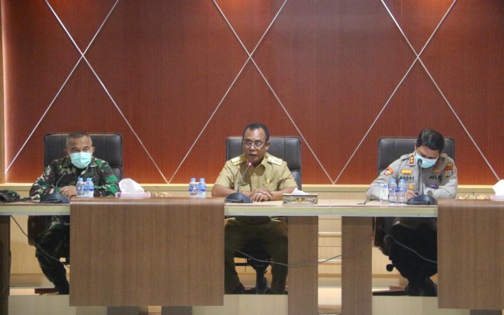 Tim Satgas Covid-19 Raja Ampat menggelar rakor di Aula Wayag Kantor Bupati Raja Ampat
