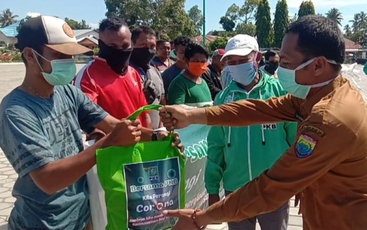 Selain Rumah Karantina, Pemdes Waimital Upayakan Koordinasi Soal Penundaan Kredit Dengan Bank