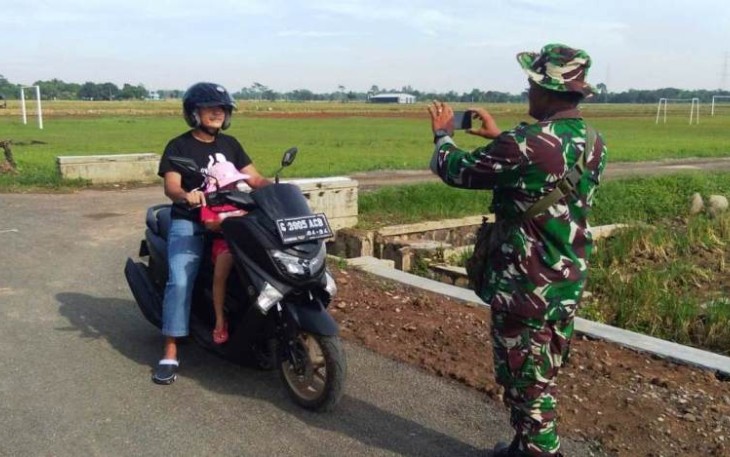 Jalan di Desaku Kini Layak Berkat TMMD Reguler Pekalongan