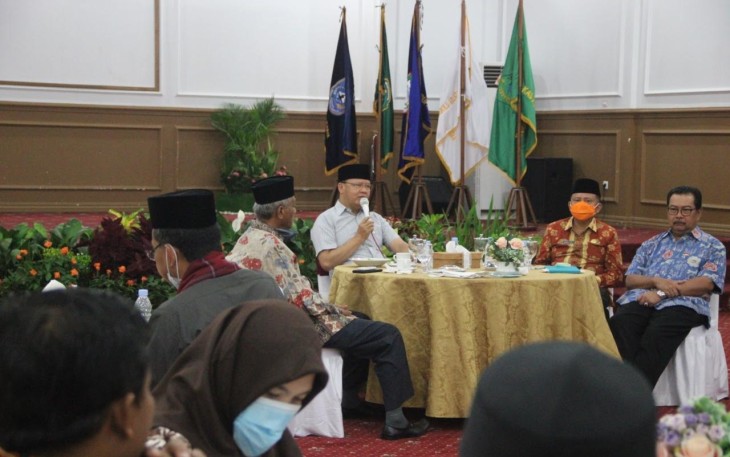 Gubernur Rohidin Pastikan 583 Mahasiswa Luar Provinsi Bengkulu Dapatkan Bantuan Sembako