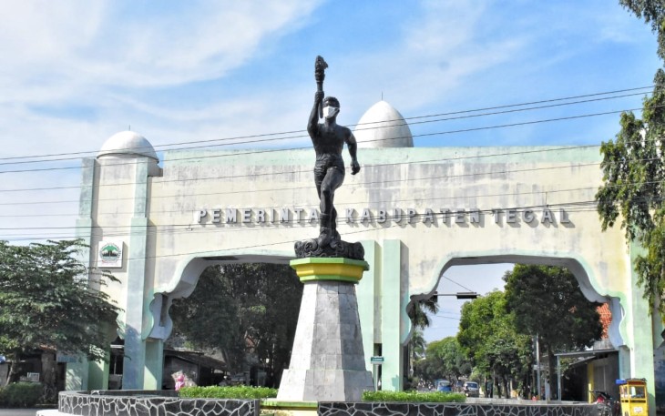 Masker Patung Obor