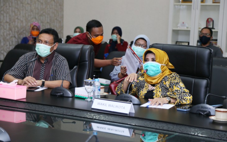 Wakil Walikota Tanjung Pinang Vidcon Dengarkan Arahan Plt Gubernur Kepri Soal Pencegahan Covid-19