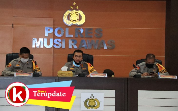 Kapolres Mura dan Jajaran Vidcon dengan Wakapolri