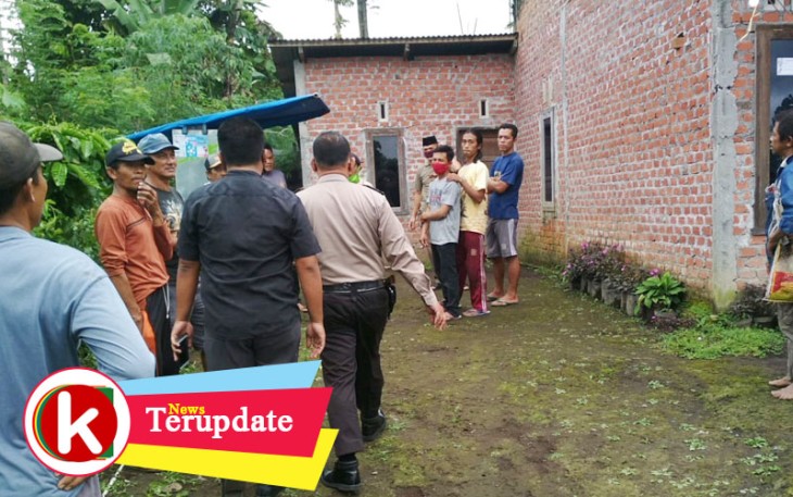 Pasca ditemukan aparat kepolisian setempat mendatangi kediaman korban