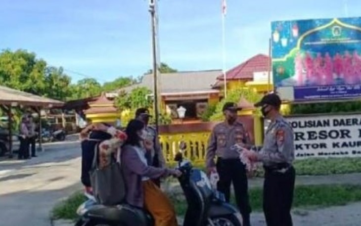 Polsek Kaur Selatan Razia Masker