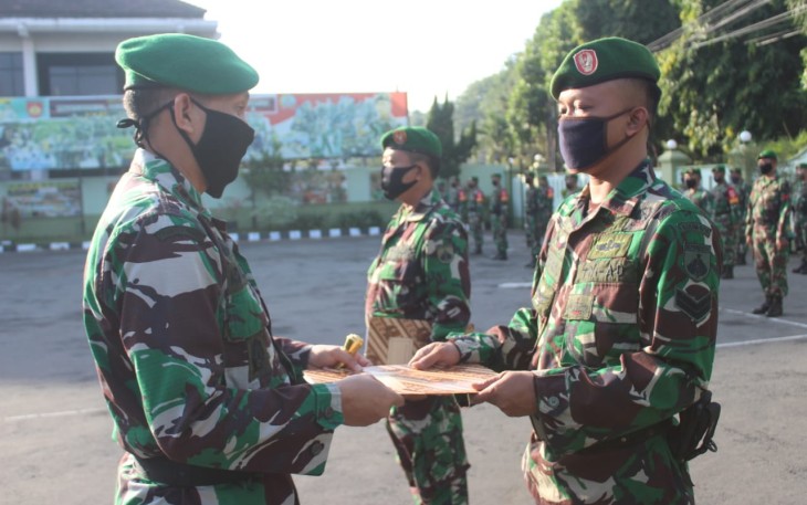 Dandim 0718/Pati melepas anggota yang BKO ke Kodam XVII/Cendrawasih