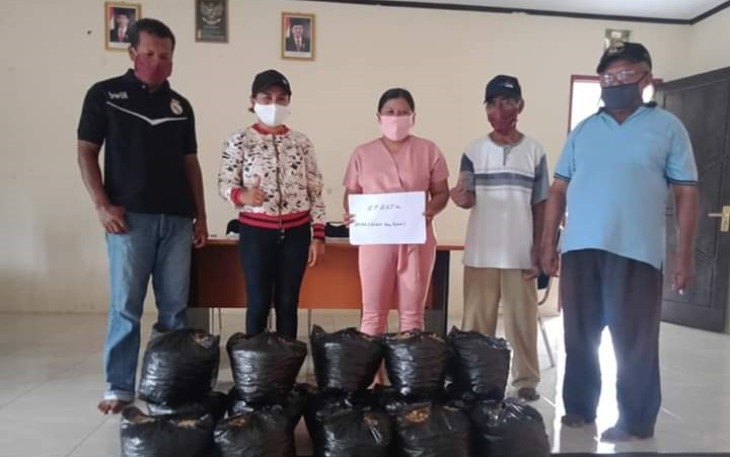 Pemdes Hulung Berikan Bibit Sayur Untuk 185 Kepala Keluarga
