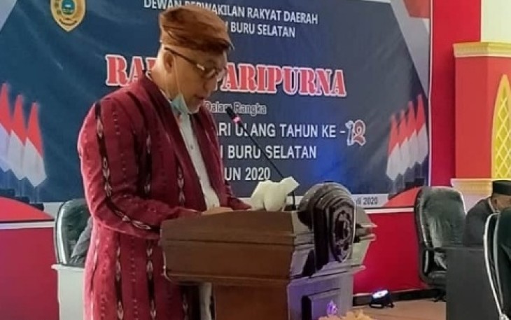 Bupati Buru Selatan Tagop Sudarsono Soulisa