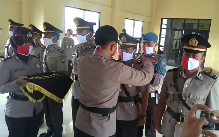 Kapolres RL Polda Bengkulu Pimpin Sertijab Kasat Binmas dan 2 Kapolsek
