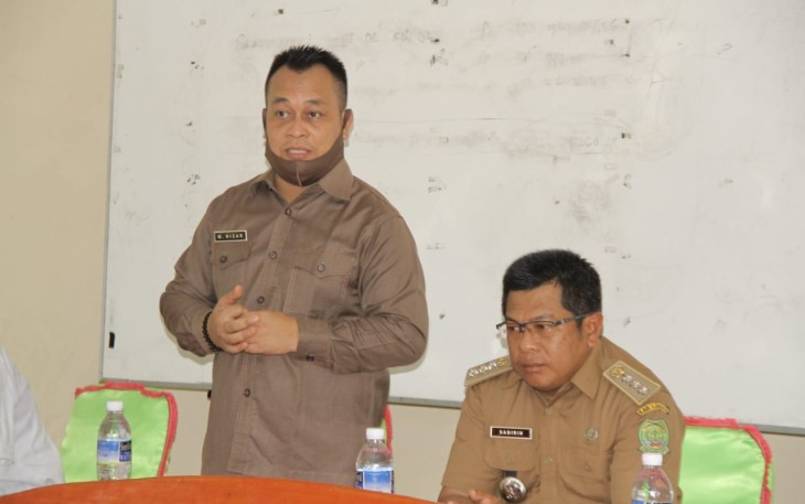 Wabup saat Kunjungi Singkep Selatan Pulau Lalang 
