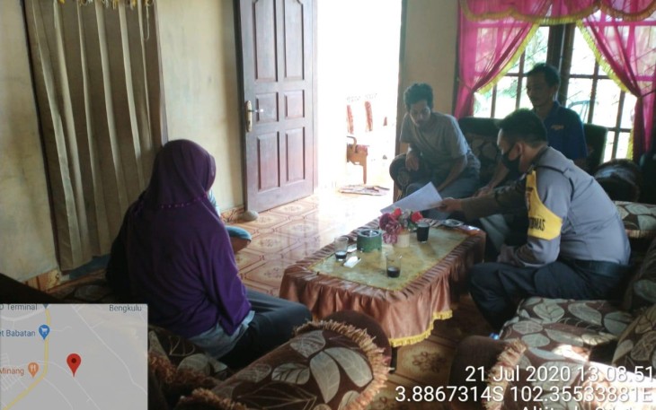 Polsek Sukaraja Polda Bengkulu Damaikan Dugaan KDRT