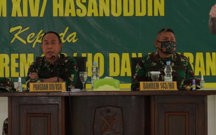 106 Perwira Jajaran Korem 143/HO Terima Pengarahan Pangdam XIV/Hsn