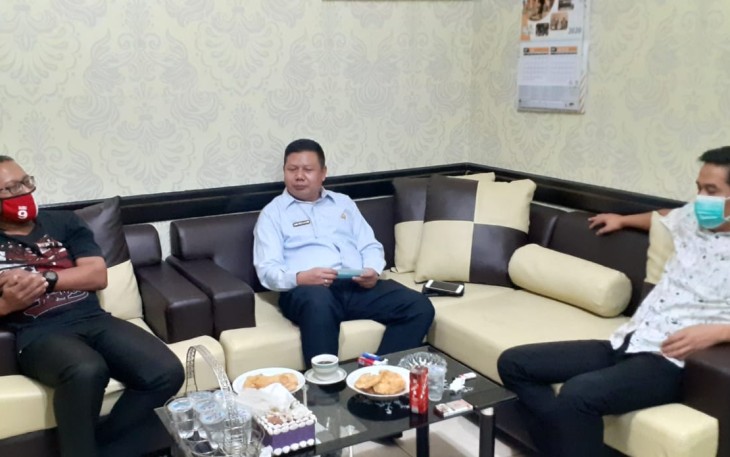 DPRD Pantau Kesiapan Pilkada di KPU Surabaya