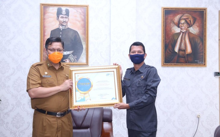 Pemko Tanjungpinang Terima Penghargaan