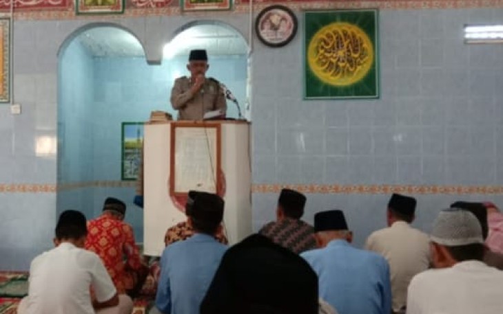 Polres Lebong Gelar Kegiatan Menjadi Khatib Shalat Jumat Secara Berkeliling