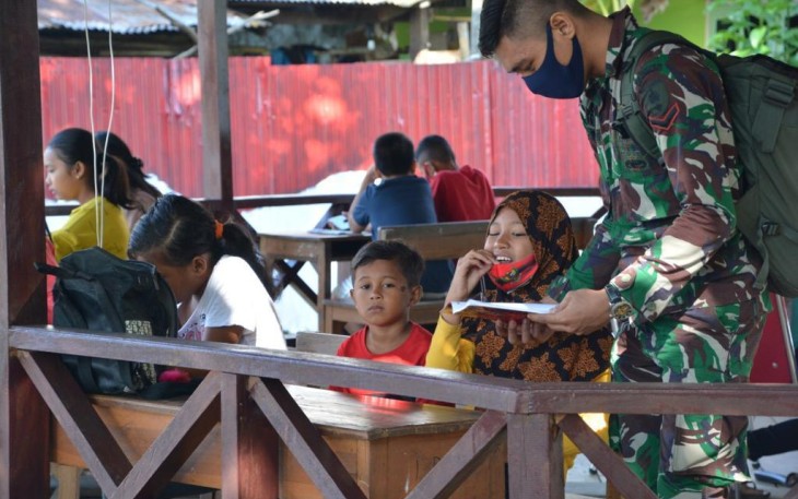 Korem Bantu Belajar Daring Anak Asrama