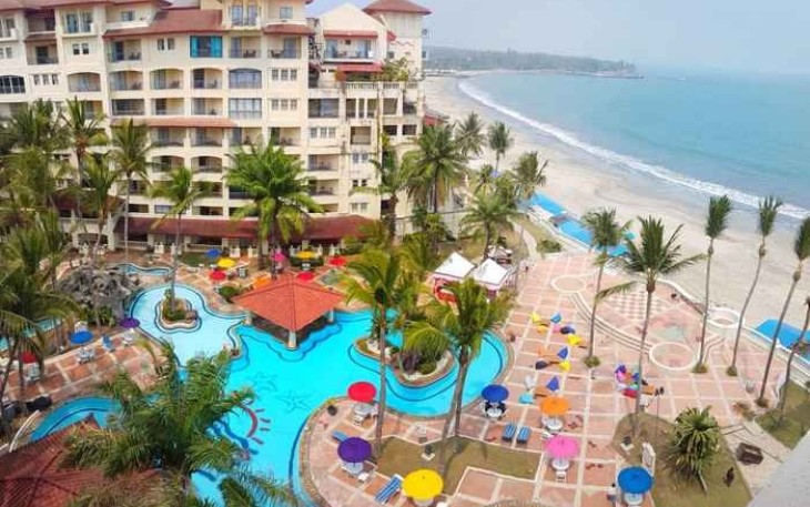 Hotel Marbella Anyer Jalan Raya Karang Bolong KM 135 Desa Bandulu-Anyer.