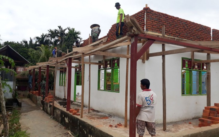 Tim Serbuan Teritorial Kodim 1417/Kendari Karya Bakti di Masjid An'nur