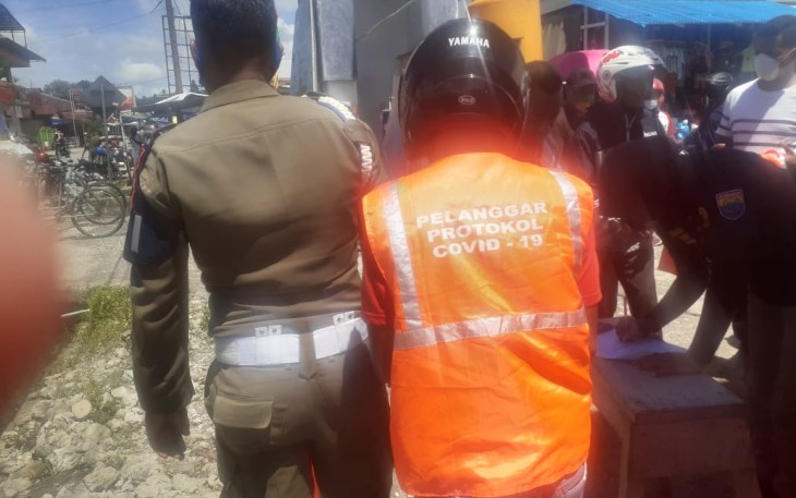 Pengawasan Protokol Kesehatan di Wilayah Kabupaten Seram Bagian Barat 