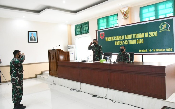 Cek Administrasi dan Produk Staf Warsik Curren Audit Itjend Tahun 2020 Sambangi Korem Kendari 