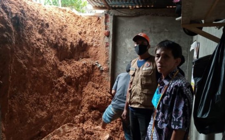  BPBD Kota Bengkulu Salurkan Bantuan di 4 Lokasi Banjir dan Longsor  
