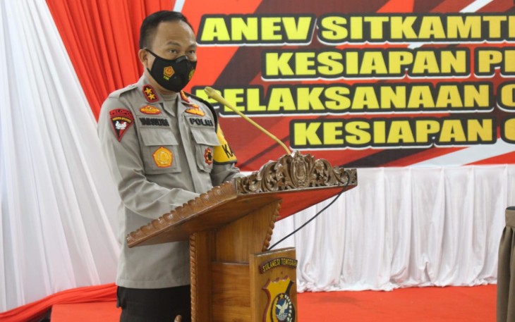 Kapolda Sultra Irjen Pol Drs Yan Sultra Indrajaya SH