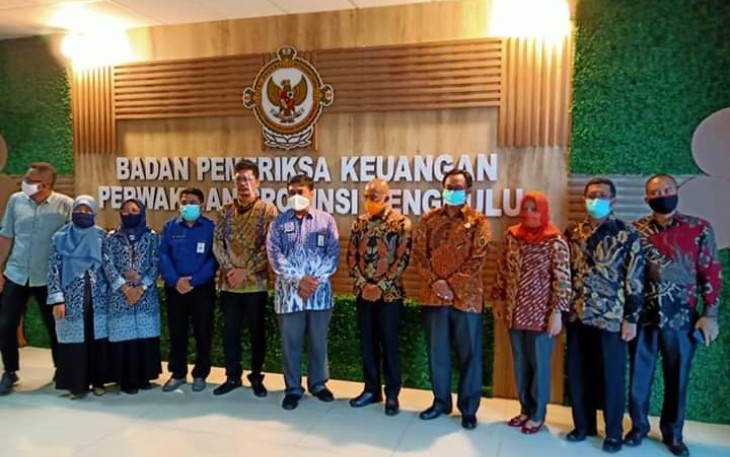 Ketua DPRD Bengkulu Selatan Hadiri Penyerahan LHP BPK