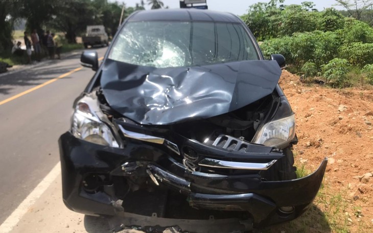 Kondisi Mobil Ringsek 