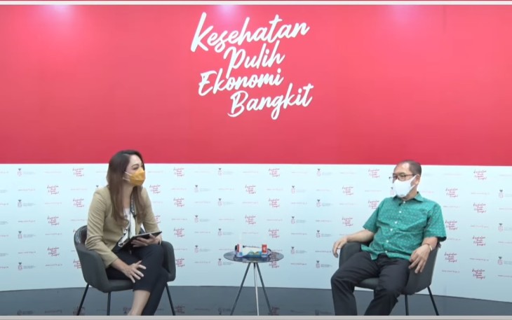 dr Reisa Broto Asmoro dan Prof Dr dr Hasbullah Thabrany Guru Besar Fakultas Kesehatan Masyarakat Universitas Indonesia