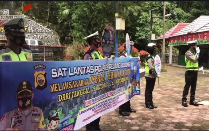 Polres Rejang Lebong Sosialisasi Prokes di Objek Wisata